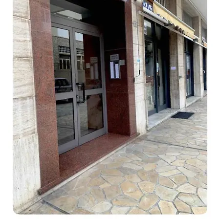 Casa Lux Ampio Monolocale Алассио