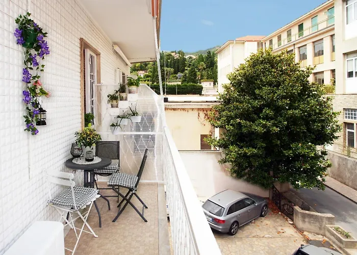 Casa Lux Ampio Monolocale * Alassio